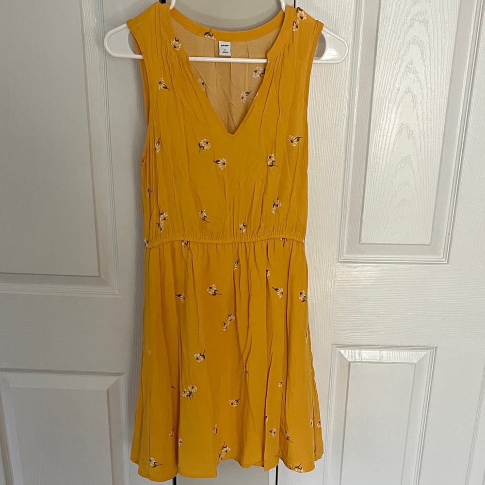 Old Navy Yellow Floral Dress